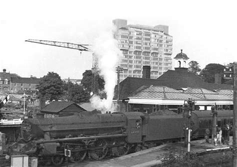 aylesbury high street railway station.